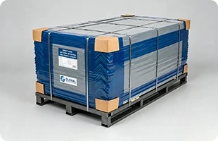 Seaworthy pallet packaging with moisture-resistant wrap