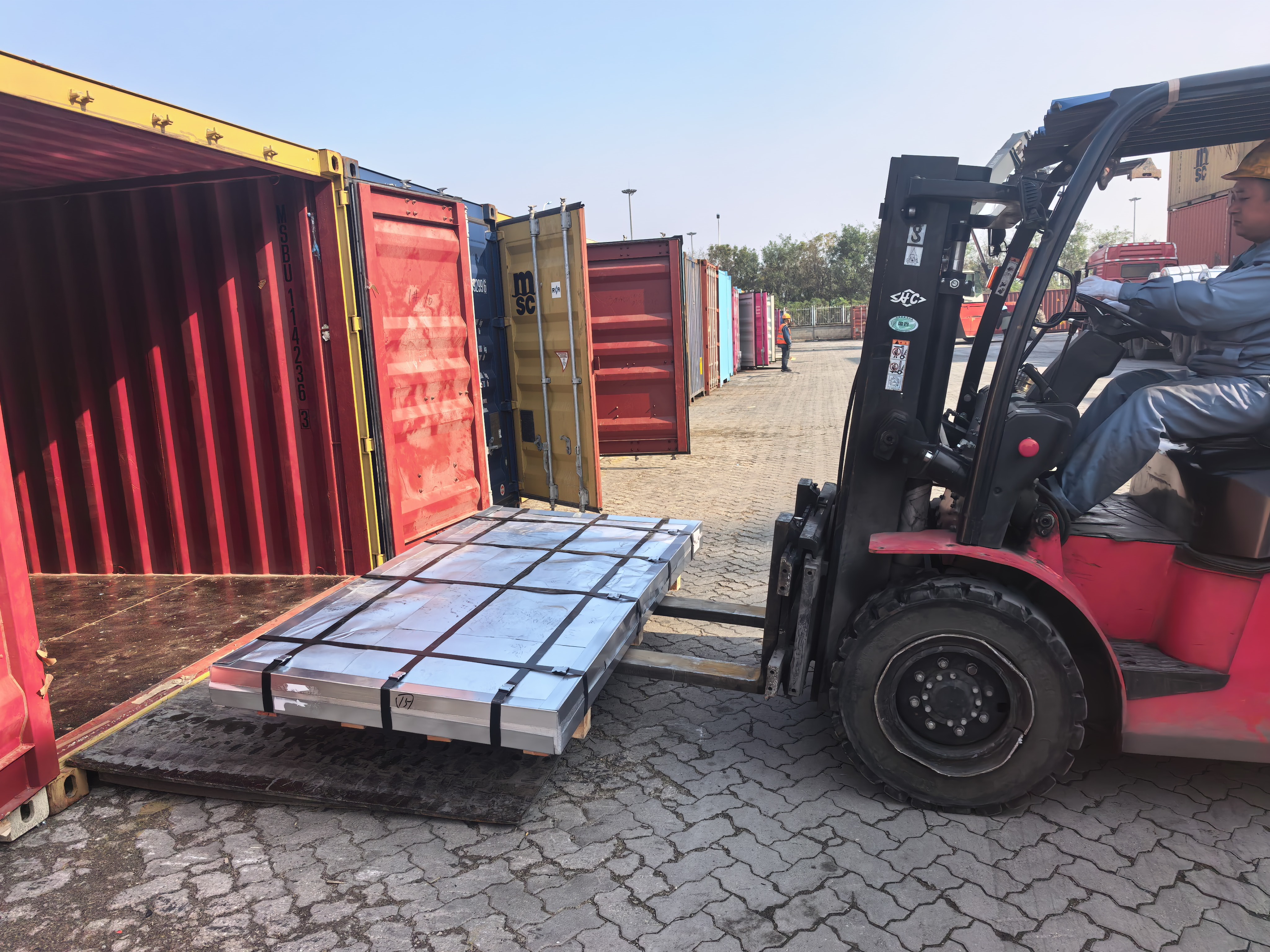 Galvanized Steel Sheets Exported to the Middle East: Rigorous Full-Process Control from Factory Inspection to Shipment